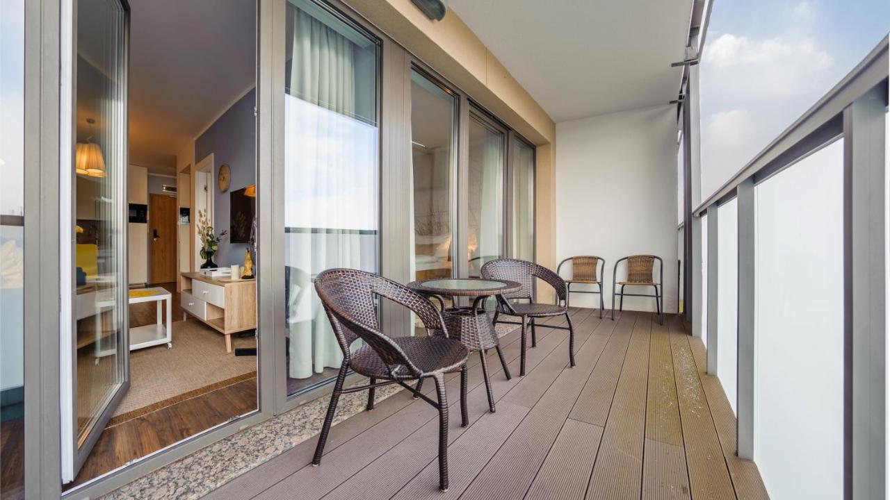 Apartament Blekitna Laguna Z Basenem - Ul Kasprowicza 20A - Holiday City Колобжег Экстерьер фото